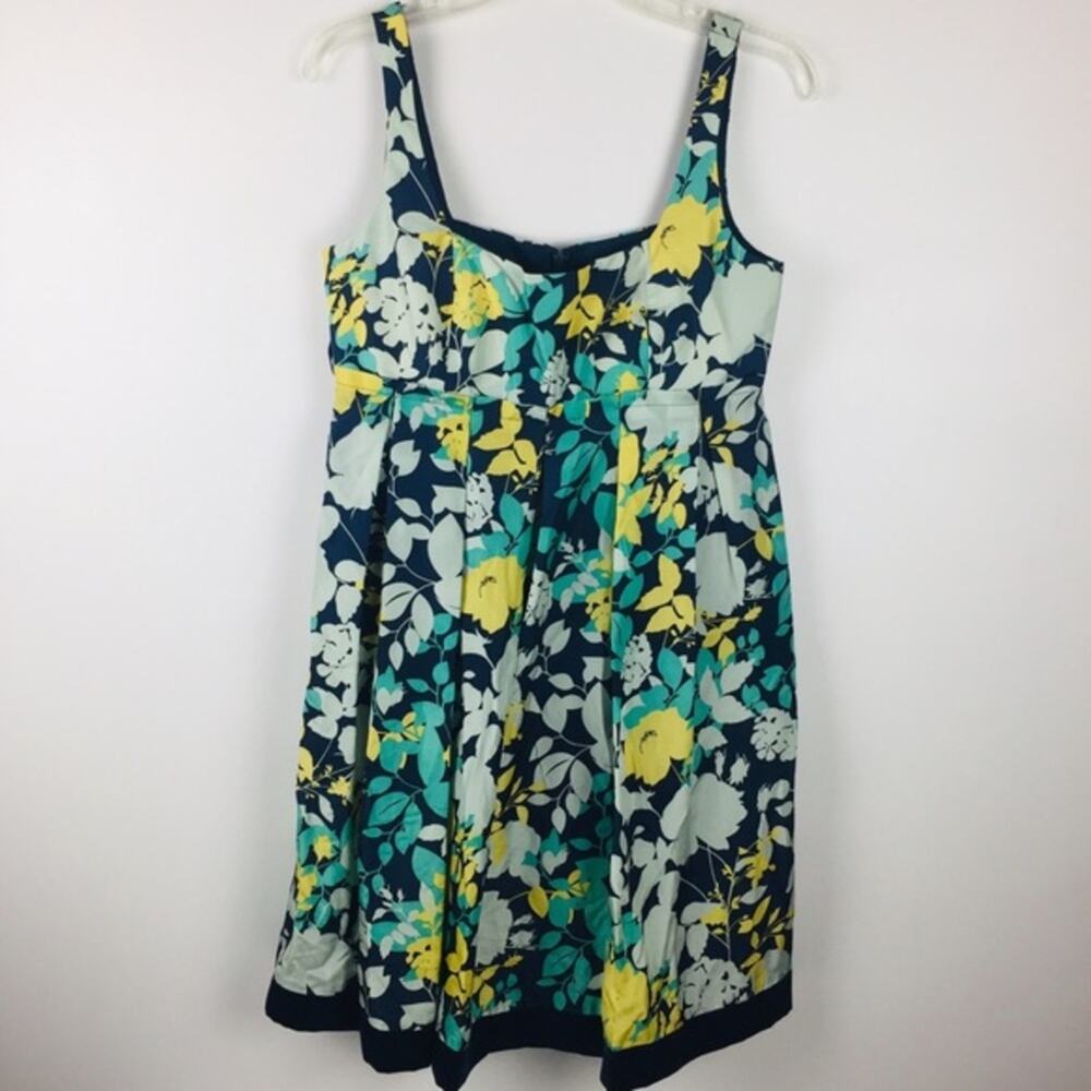Max & Cleo Empire Floral Pleated‎ 100% Silk Dress Sz 8 Business Casual